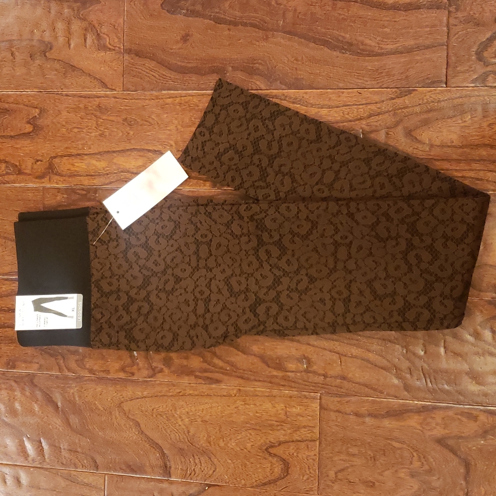 New Directions Studio Lace Leggings